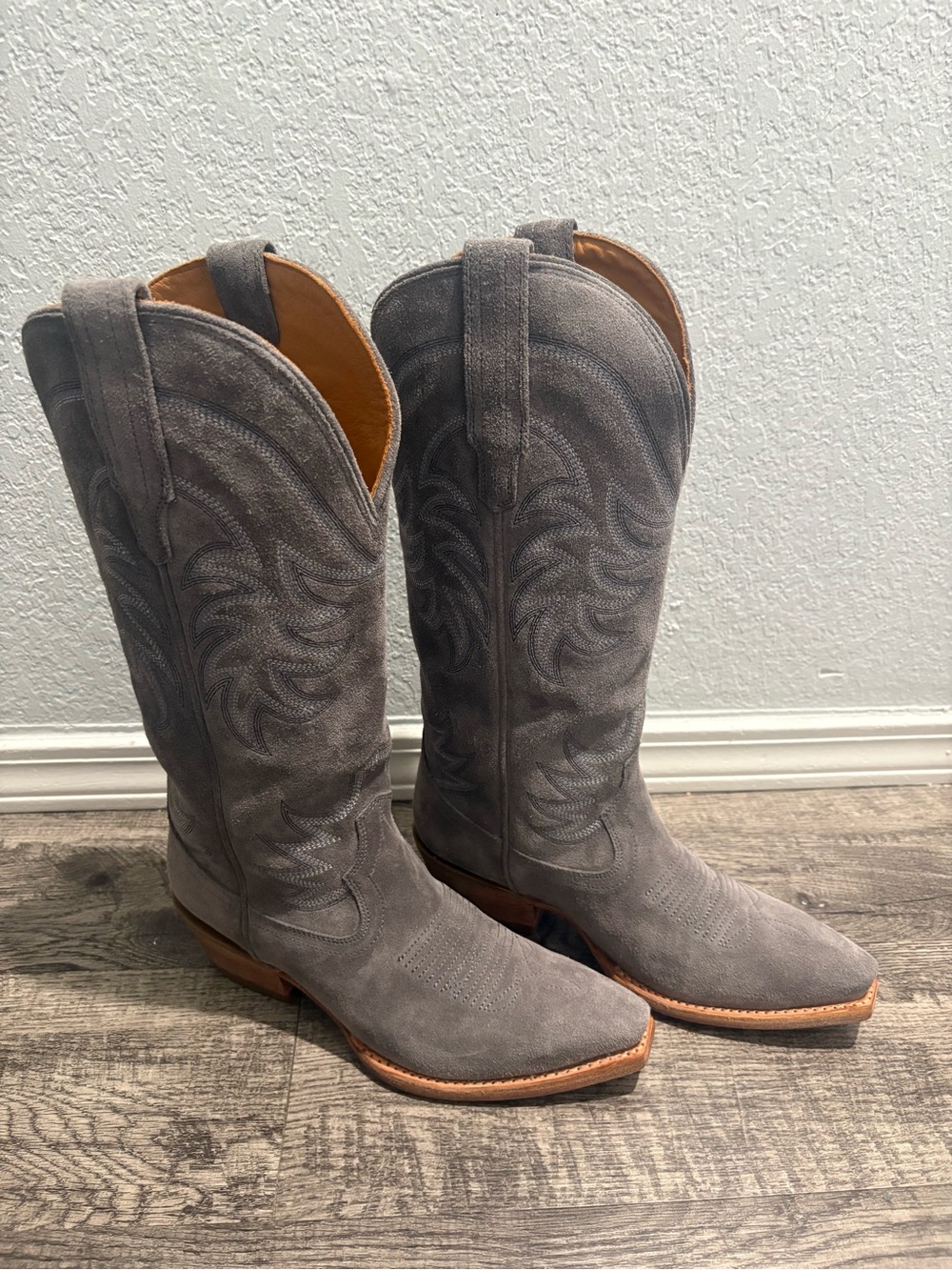 Tecovas The Annie suede charcoal Cowgirl Boot (size 8)
